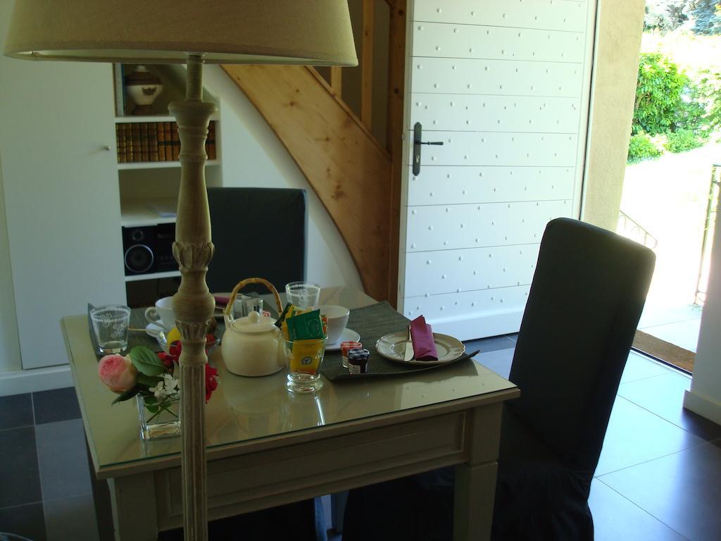 Les Communs Du Manoir Apartment Écully Стая снимка