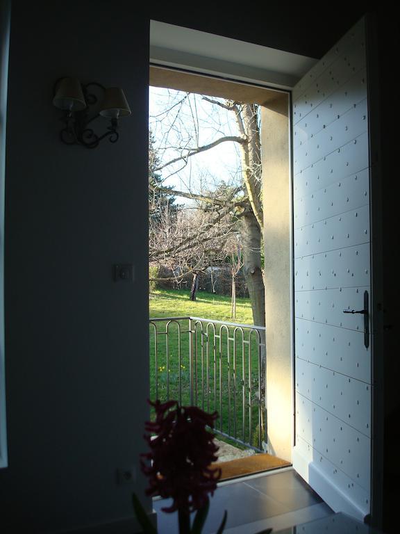 Les Communs Du Manoir Apartment Écully Екстериор снимка
